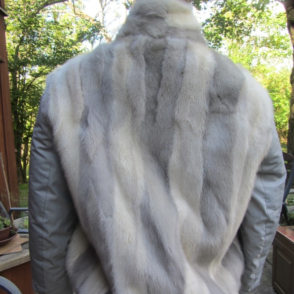 GRAY REVERSIBLE MINK & NYLON BOMBER JACKET SZ S - Picture 8 of 8